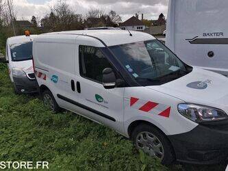 2015-fiat-doblo-1444940-46747877