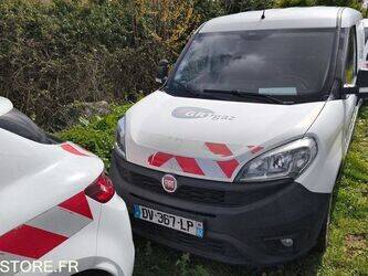 2015-fiat-doblo-1444940-46747878