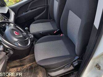 2015-fiat-doblo-1444940-46747889