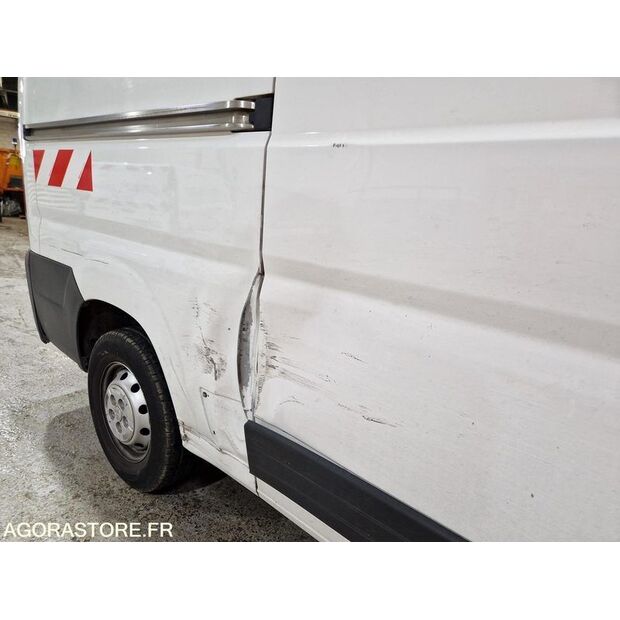 2018 Peugeot BOXER-46747915