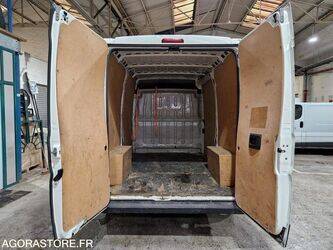 2018-peugeot-boxer-1444941-46747920
