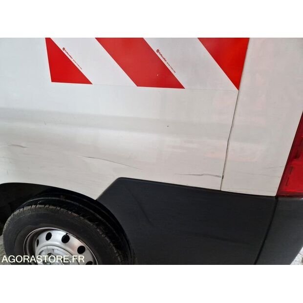 2018 Peugeot BOXER-46747924