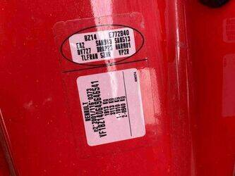 2013-renault-megane-1444943-46747973