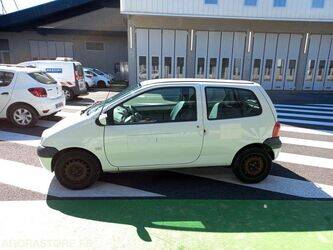 2004-renault-twingo-1444944-46747993