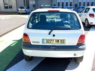 2004-renault-twingo-1444944-46747994