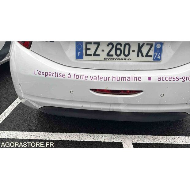 2018 Peugeot 208-46748008