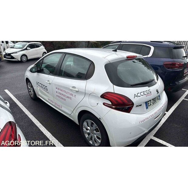 2018 Peugeot 208-46748013