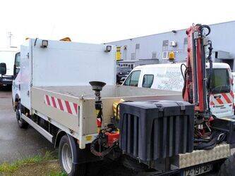 2013-renault-maxity-1444946-46748021