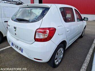 2016-dacia-sandero-1444949-46748039
