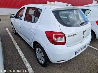 2016-dacia-sandero-1444949-46748040