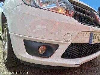 2016-dacia-sandero-1444949-46748042