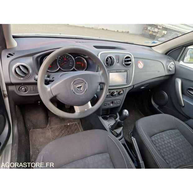 2016 داسيا SANDERO-46748054