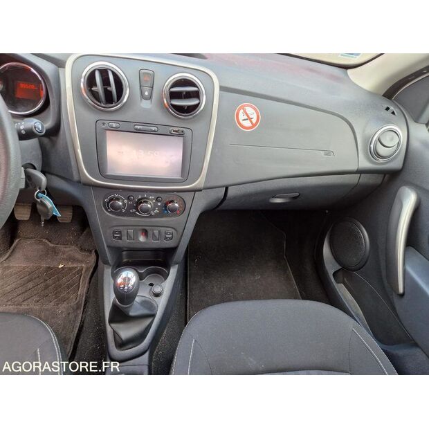 2016 داسيا SANDERO-46748056