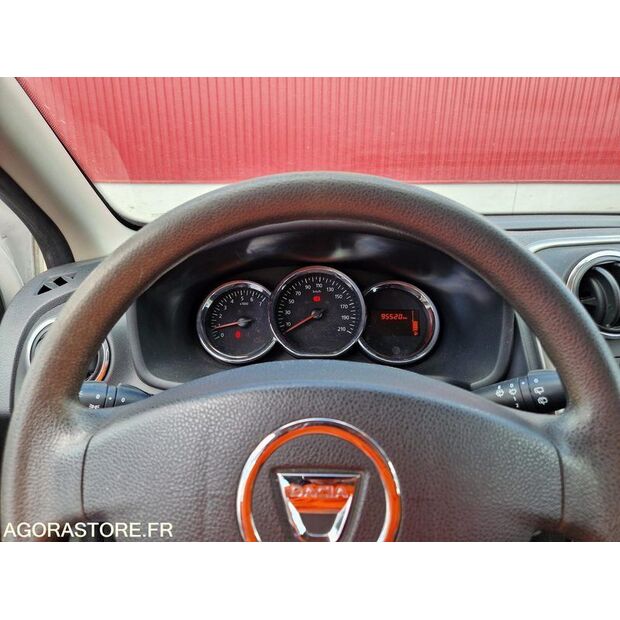 2016 داسيا SANDERO-46748057