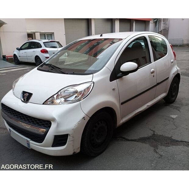 2011 بيجو 107-46748059