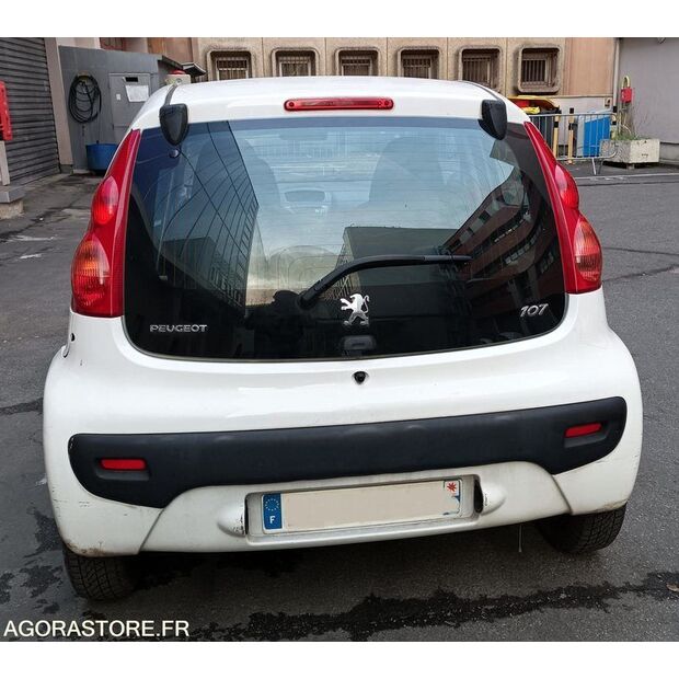 2011 بيجو 107-46748062