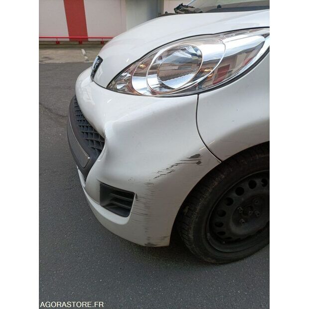 2011 بيجو 107-46748070