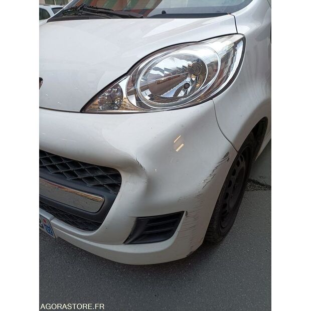 2011 بيجو 107-46748071