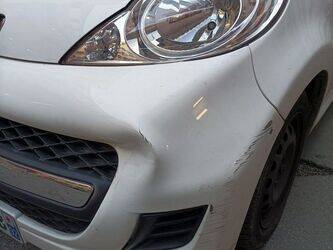 2011-peugeot-107-1444950-46748071