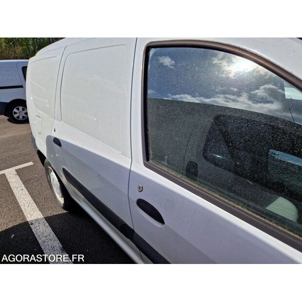 2012 Dacia LOGAN-46748096