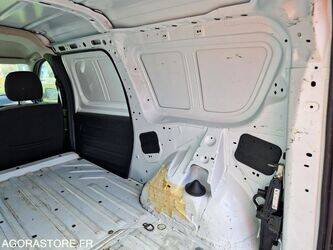 2012-dacia-logan-1444952-46748105