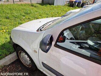 2012-dacia-logan-1444952-46748112