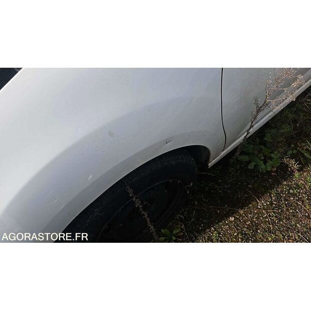 2014 سيتروين C3-46748132