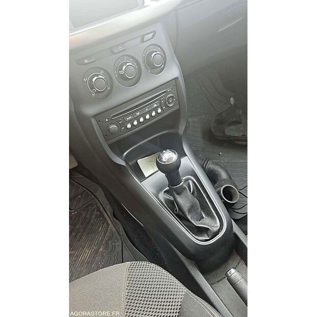 2014 سيتروين C3-46748144