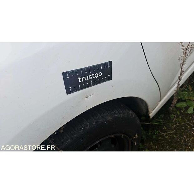 2014 سيتروين C3-46748148