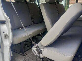 2004-renault-trafic-1444956-46748171