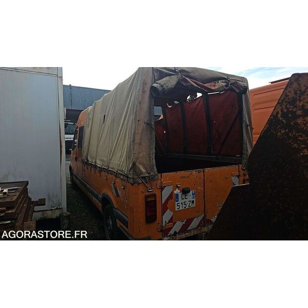 2004 Renault Master-46748297