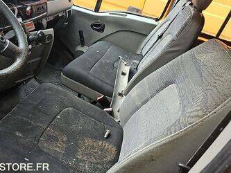 2004-renault-master-1444963-46748298