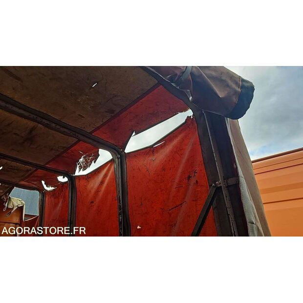 2004 Renault Master-46748313