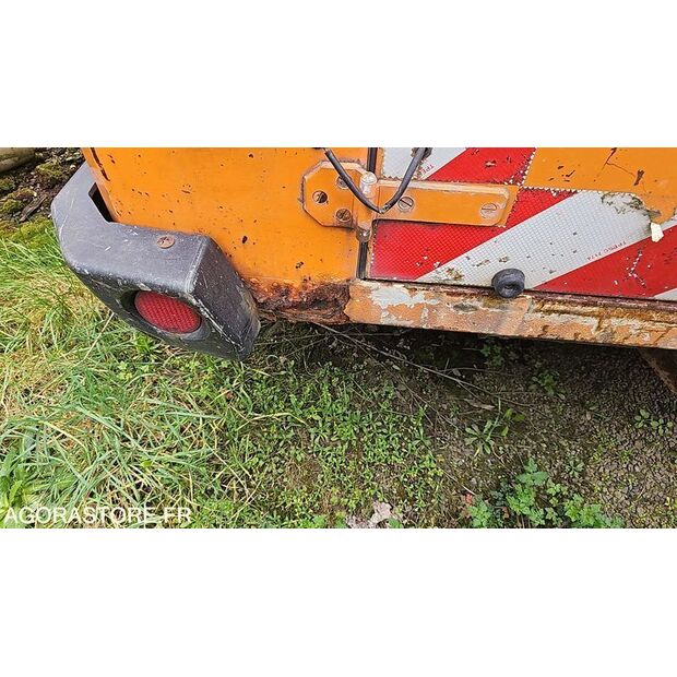 2004 Renault Master-46748317