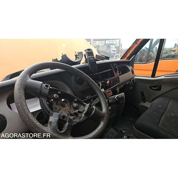 2004 Renault Master-46748323