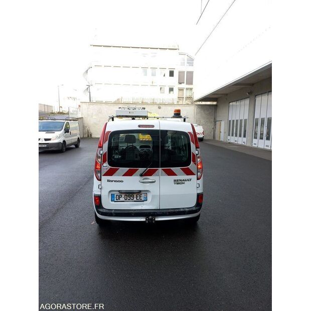 2015 رينو Kangoo-46748338