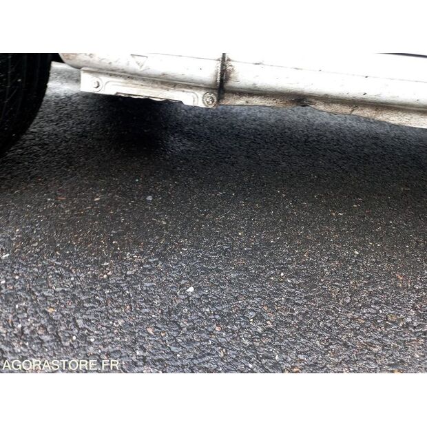 2015 رينو Kangoo-46748339