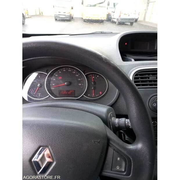 2015 رينو Kangoo-46748341