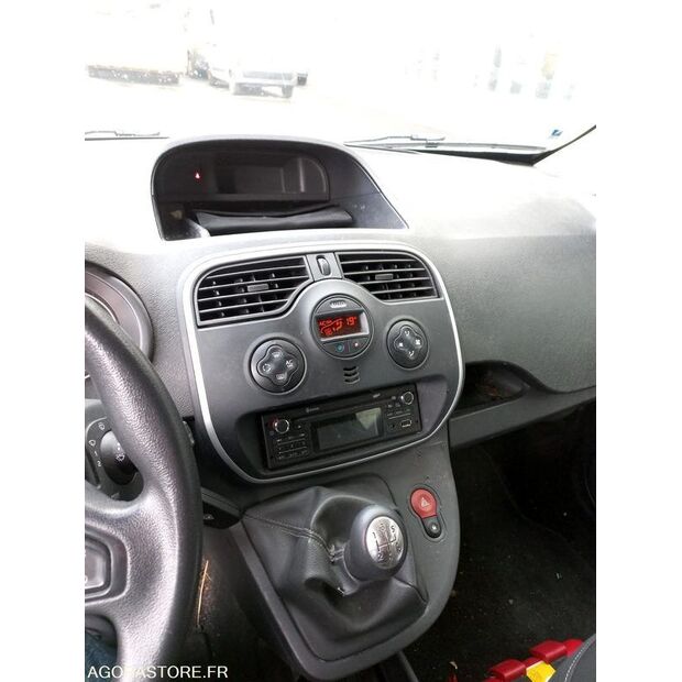 2015 رينو Kangoo-46748342