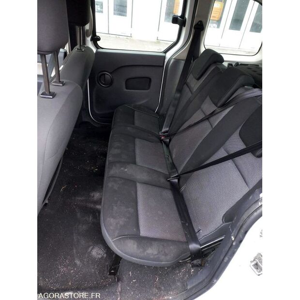 2015 رينو Kangoo-46748343