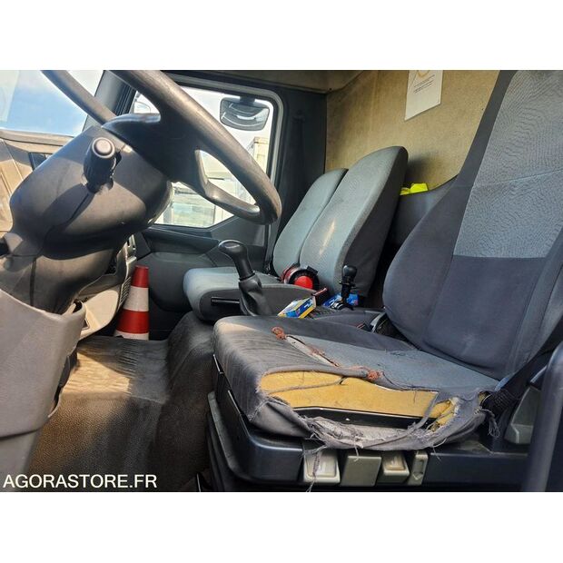 2005 رينو Midlum-46748381