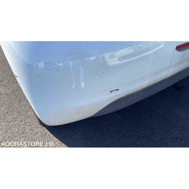 2018 بيجو 208-46748399