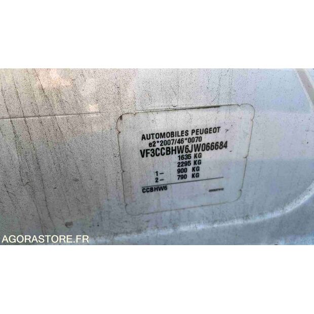 2018 بيجو 208-46748405