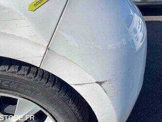 2018-peugeot-208-1444970-46748409