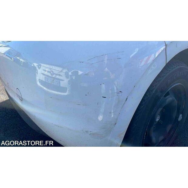 2018 بيجو 208-46748427