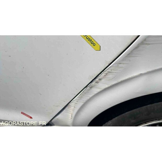 2018 بيجو 208-46748428