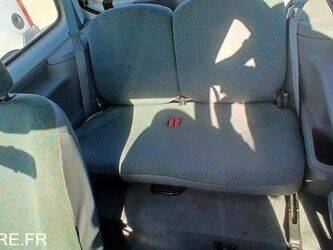 2004-renault-twingo-1444975-46748485