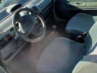 2004-renault-twingo-1444975-46748486