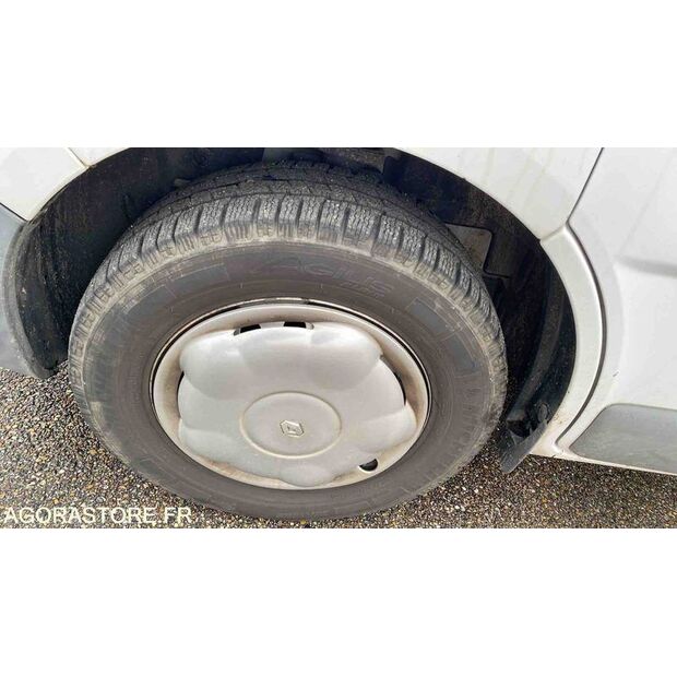 2012 رينو Trafic-46748510