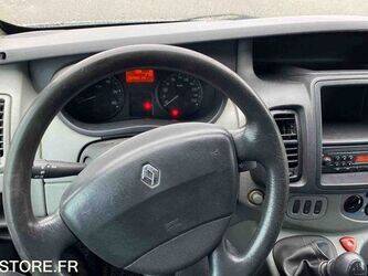 2012-renault-trafic-1444977-46748514